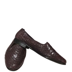 Chic Woven Loafers in Deep Brown